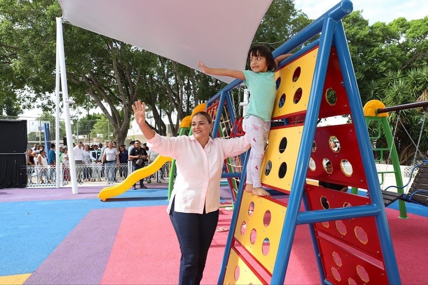 Cecilia Patrón Laviada, anunció que este 24 de diciembre, entregará cuatro nuevos parques al norte de la Mérida. Foto: @CeciliaPatronL