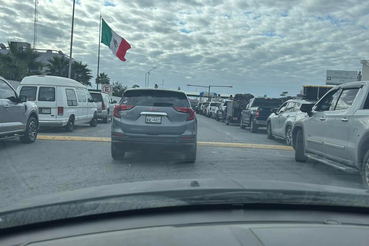 Tráfico vehicular en Puente Los Tomates. Foto: redes sociales