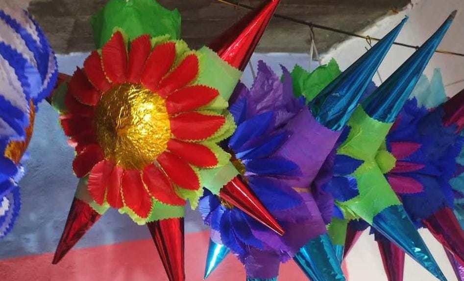 DIY Navideño: Aprende a hacer tu propia piñata de cartón para la primera posada. Foto: Noemi Sn