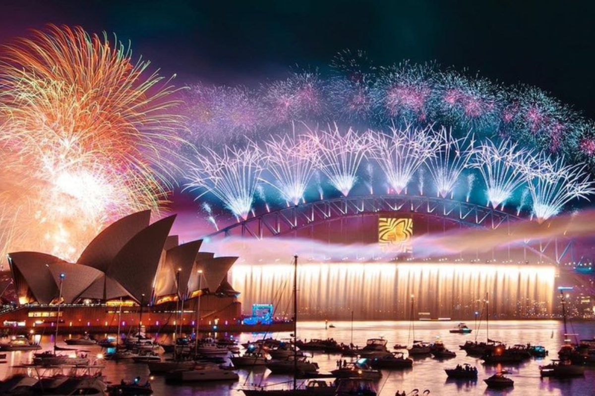 Festejos de Año Nuevo en Sidney, Australia.     Foto: @chematierra