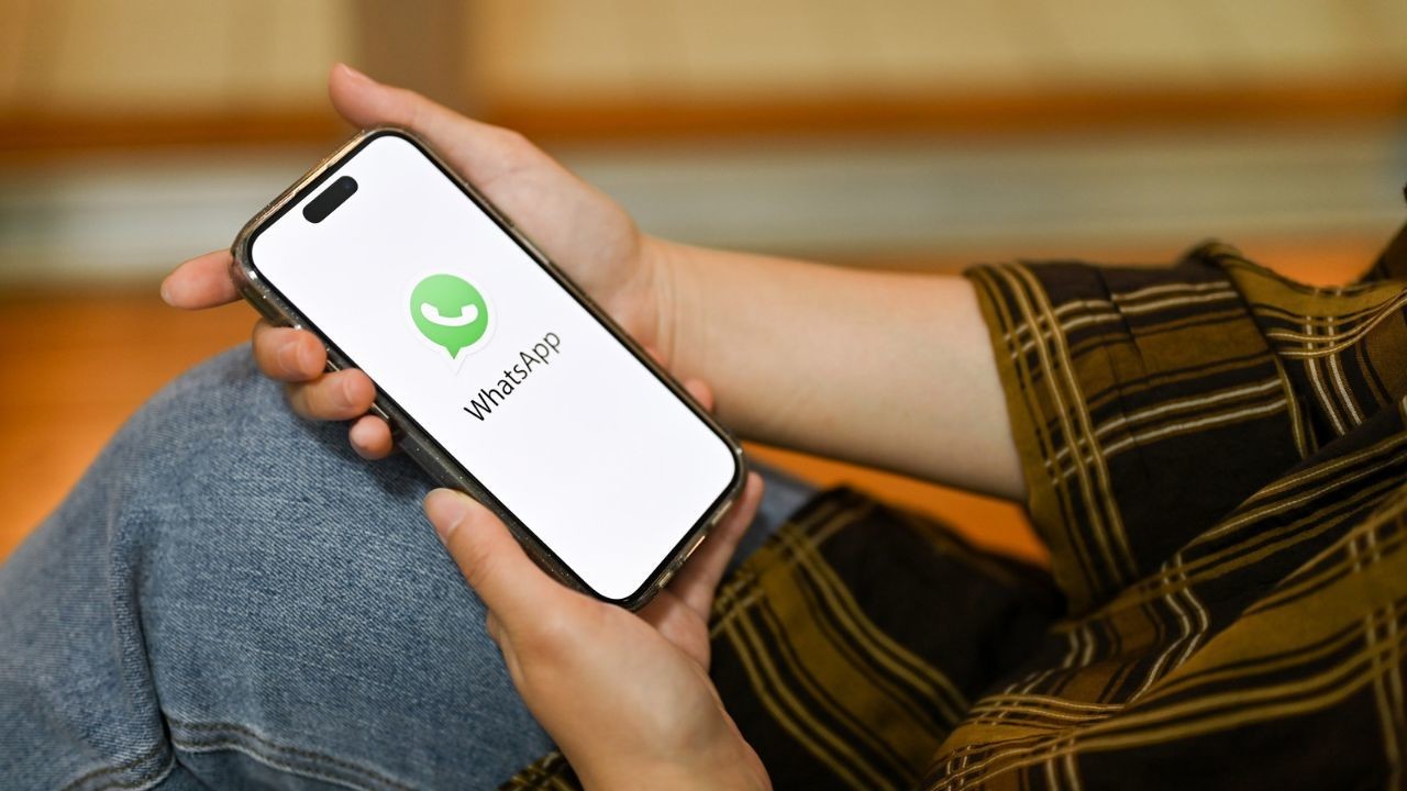 WhatsApp dejará de ser compatible con iPhones antiguos en 2025. Foto: Canva.