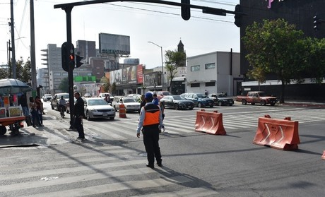 Monterrey cierra tránsito de algunas vialidades (VIDEO)