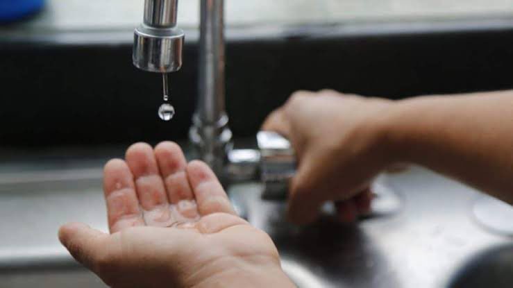 ¡No te quedes sin agua en Año Nuevo! Estas colonias de Edomex no tendrán servicio el 31 de diciembre. Foto: @happyzonelol