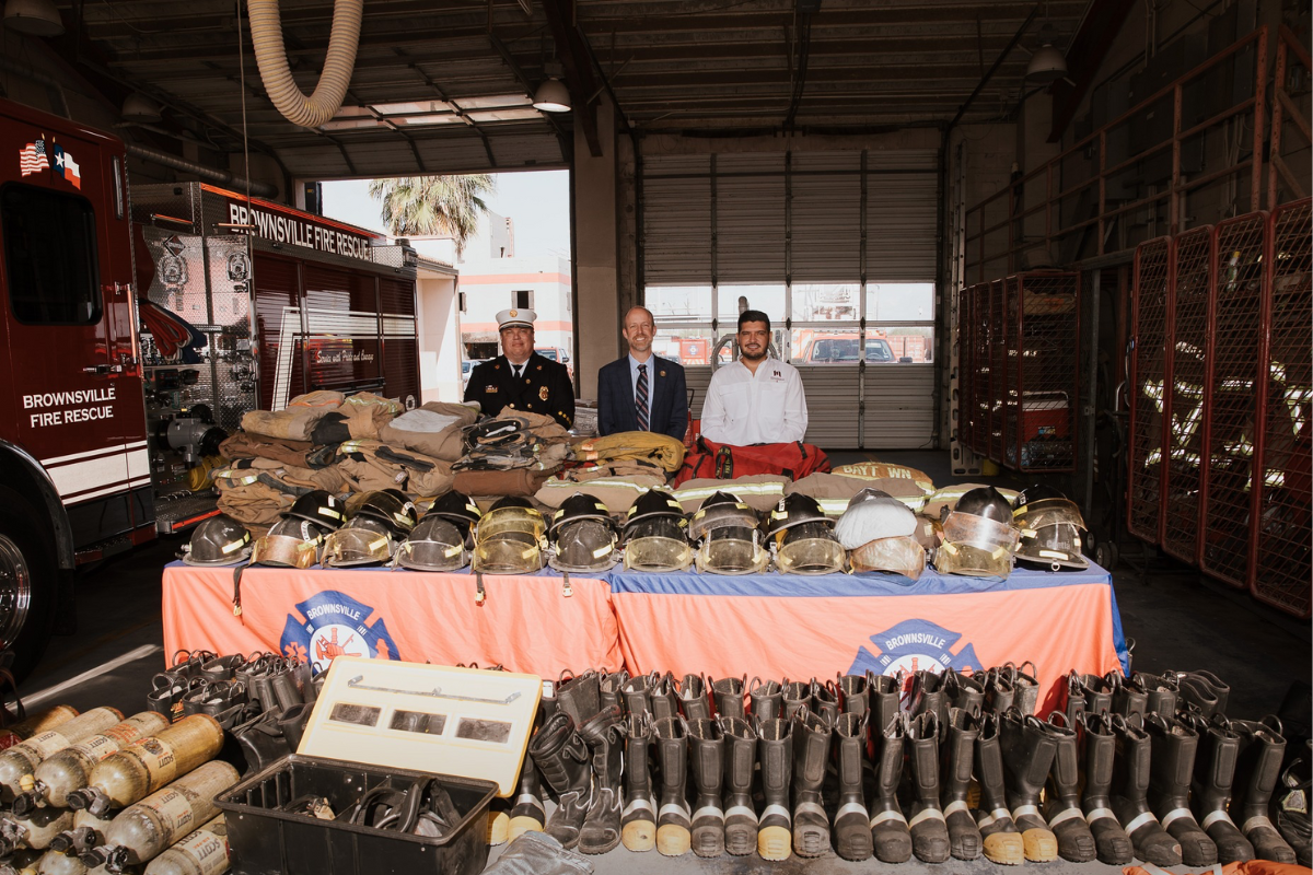 Equipo donado por el departamento de bomberos de Brownsville al Gobierno de Matamoros. Foto: Gobierno de Matamoros