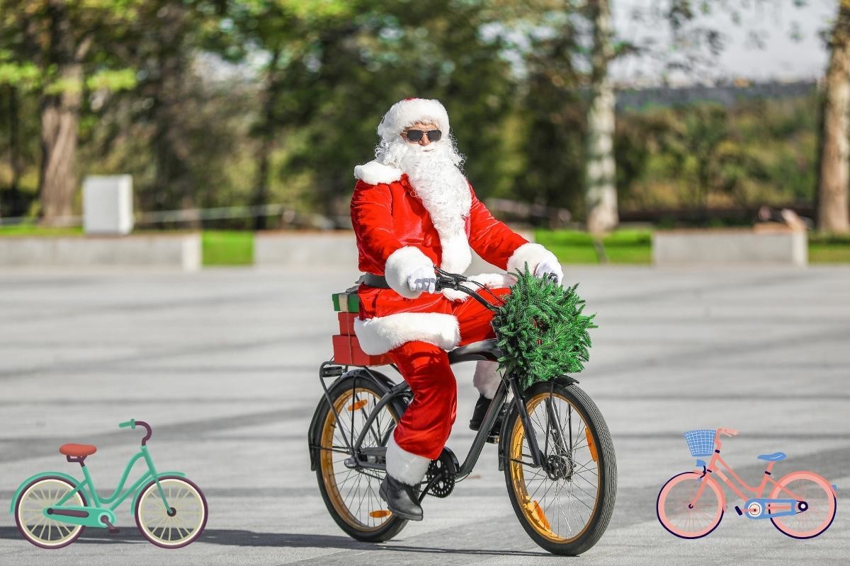 Santa Claus en bicicleta. Crédito: Canva