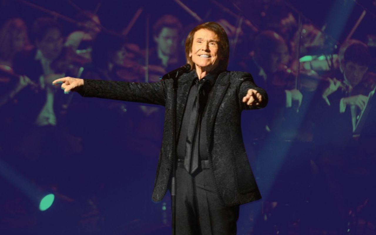 Raphael es trasladado a otro hospital tras descartarse el diagnostico inicial. FOTO: CANVA/IG: @raphaelartista