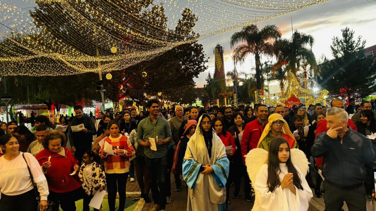 No te pierdas el ambiente navideño de la Feria. Foto: Feria Nacional Francisco Villa Durango, en Facebook.