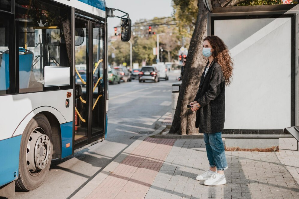 Si eres chofer de vehículo de pasajero, tramita tu licencia. Foto: Freepik