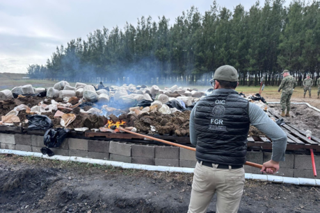 Más de 4 mil kilos de marihuana son incinerados en el Puerto de Altamira