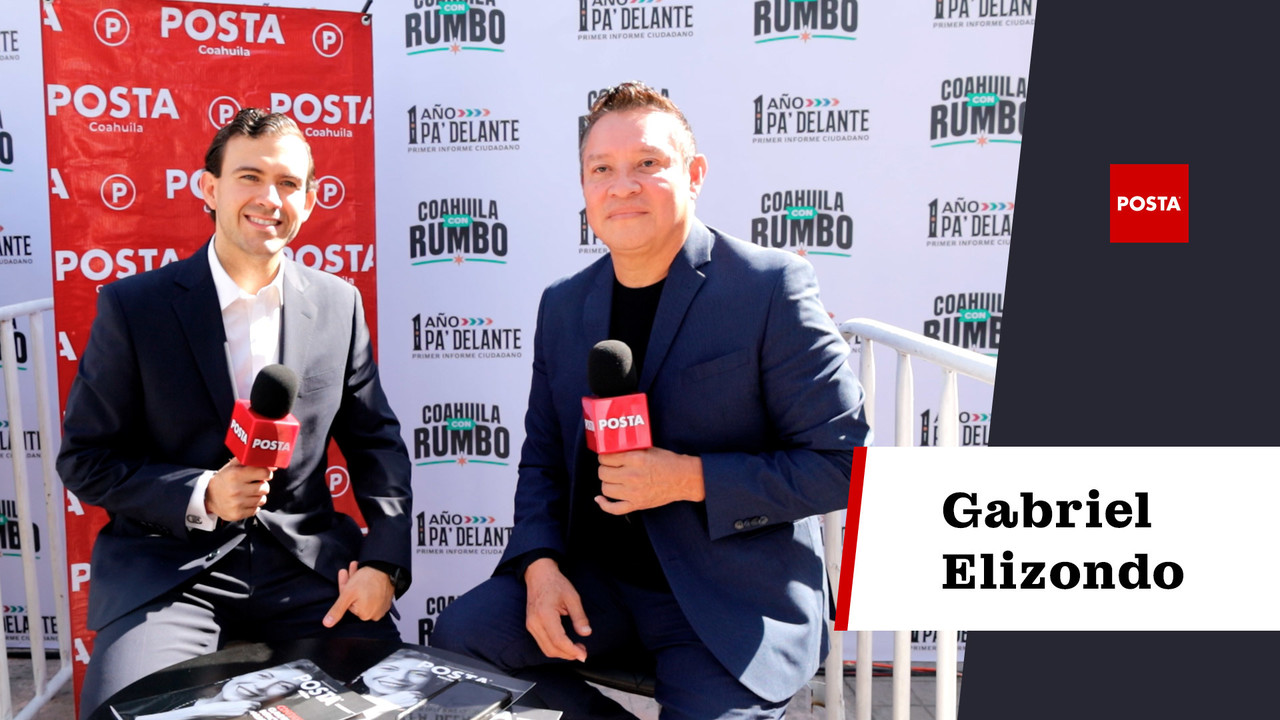 Gabriel Elizondo junto a Sadrach Santos en el informe de gobierno de Manolo Jiménez. (Fotografía: Posta Coahuila)