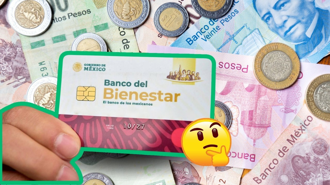 Tarjeta de la Pensión del Bienestar y dinero mexicano / Fotos: Archivo POSTA MX | Canva