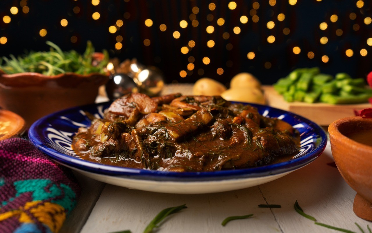 Romeritos para la cena de Navidad en la ciudad. Foto: Canva