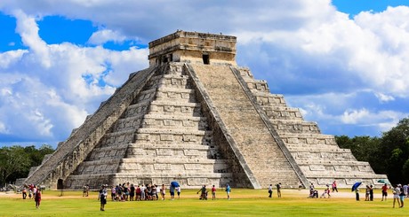 Descubre el curioso fenómeno que sucede si aplaudes en Chichén Itzá