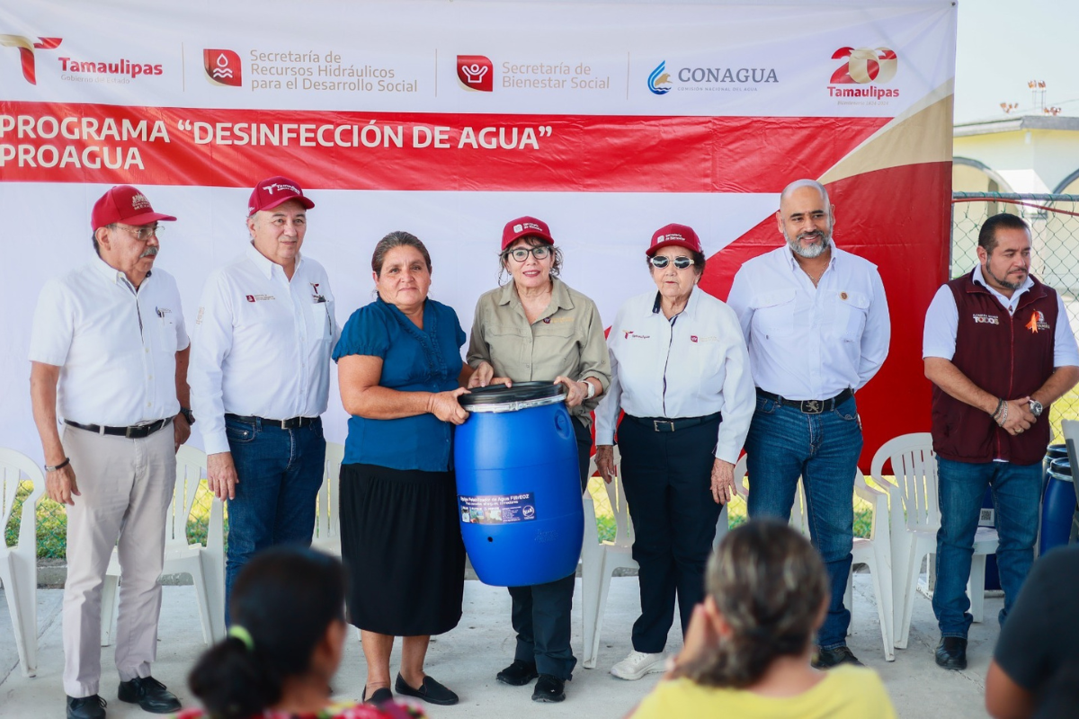 Dispositivos de desinfección de agua como parte del Programa PROAGUA Desinfección 2024, se entregaron en ejidos de Altamira. Foto: CONAGUA