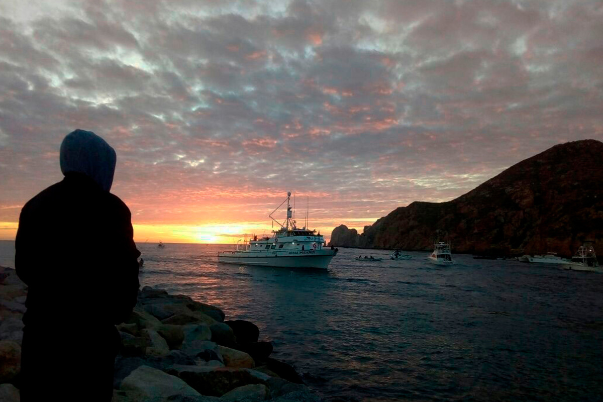 Amanecer contemplando El Arco de Cabo San Lucas. Fotografías: Modesto Peralta Delgado.