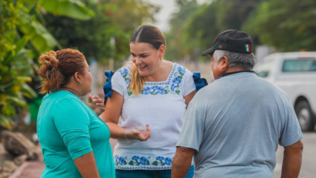 Cecilia Patrón atiende a las comisarías de Mérida en el último fin de semana del año