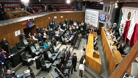 Se traba presupuesto en el Congreso del Estado