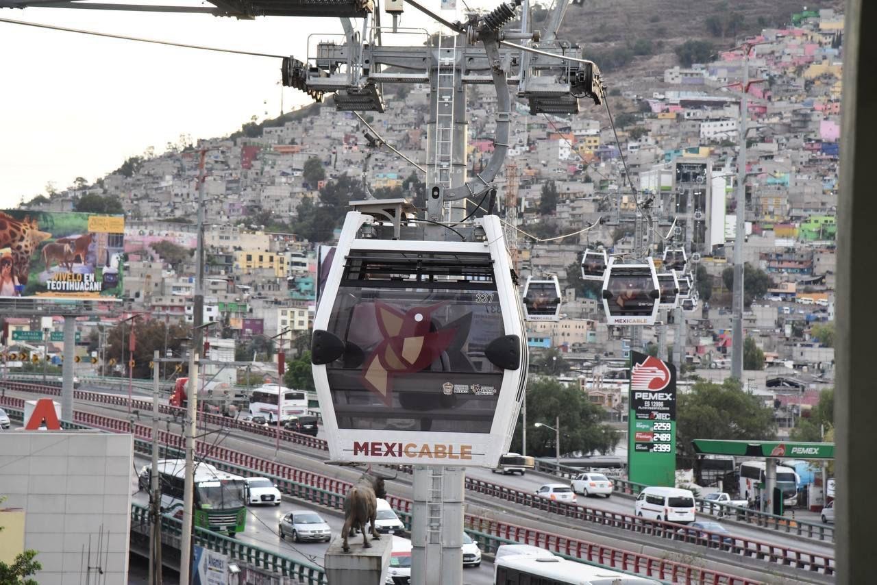 Los estudiantes mexiquenses pueden acceder a este beneficio que les restará 3 pesos en la tarifa del transporte público. Imagen: GEM