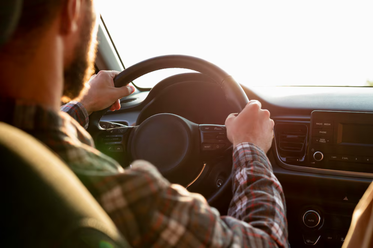 Ponte al corriente con tus pagos de control vehicular. Foto: Freepik