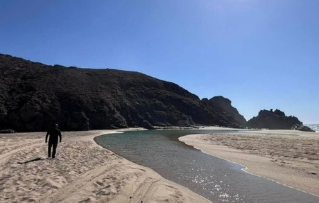 Buscan a hombre desaparecido en playa de Cabo San Lucas