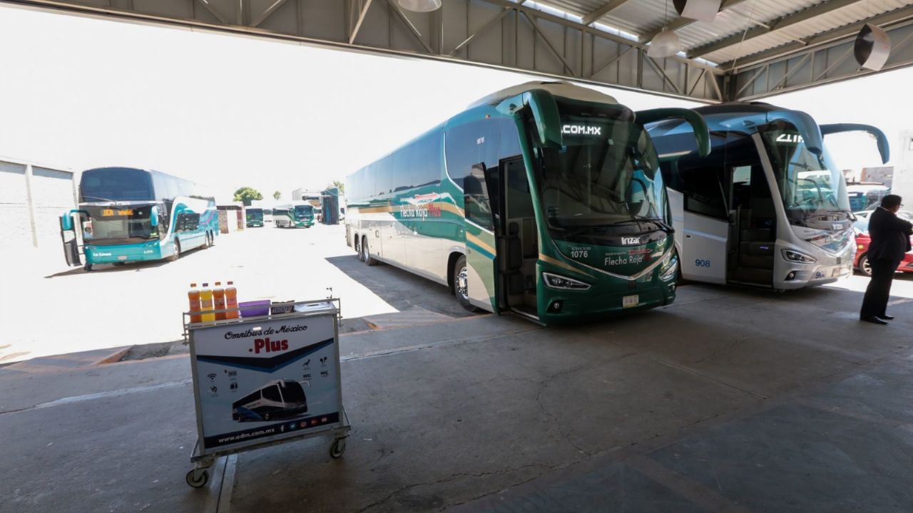 El Tren Interurbano podría afectar económicamente a las líneas camioneras en el Edoméx. Foto: Cuartoscuro