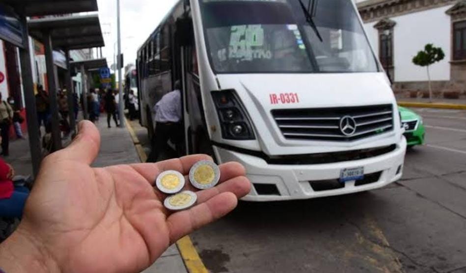 El aumento de peaje en autopistas del Edoméx podría provocar un incremento en las tarifas del transporte público. Foto: Jesús Gutiérrez