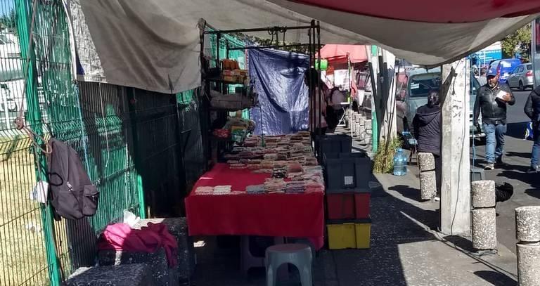 Regresan ambulantes a la zona del mercado Juárez y terminal de Toluca. Foto: José Luis González