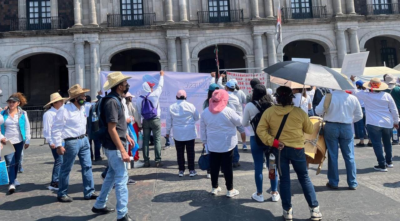 Marchan en Toluca por Día del Trabajo. Foto: POSTA