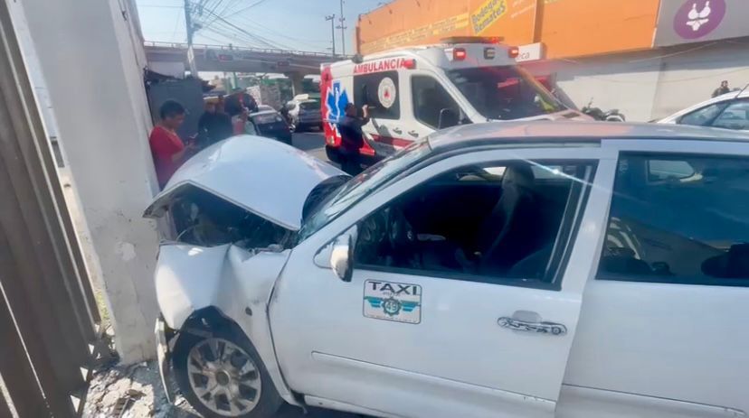Aparatoso accidente en vía Morelos deja un lesionado en Ecatepec. Foto: POSTA