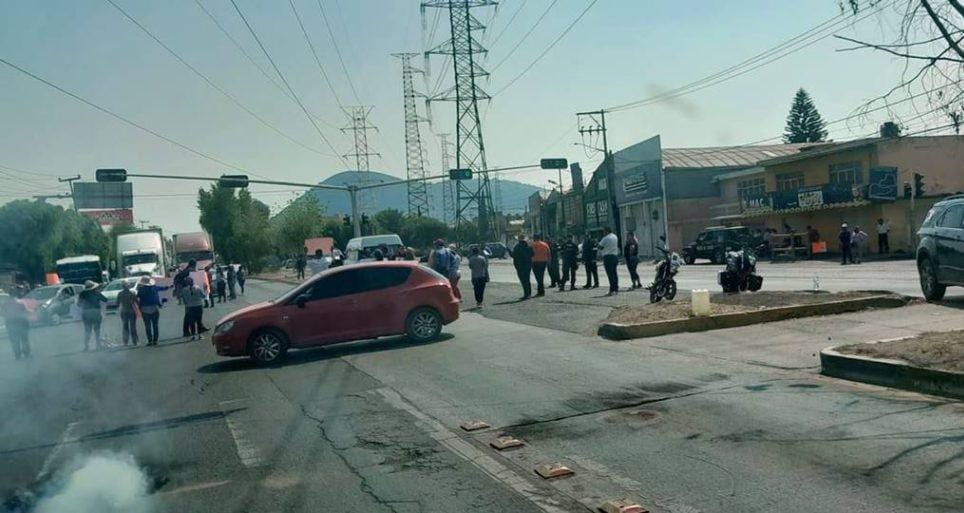 Ecatepec: Bloquean la Vía Morelos por menor desaparecida. Foto: Especial