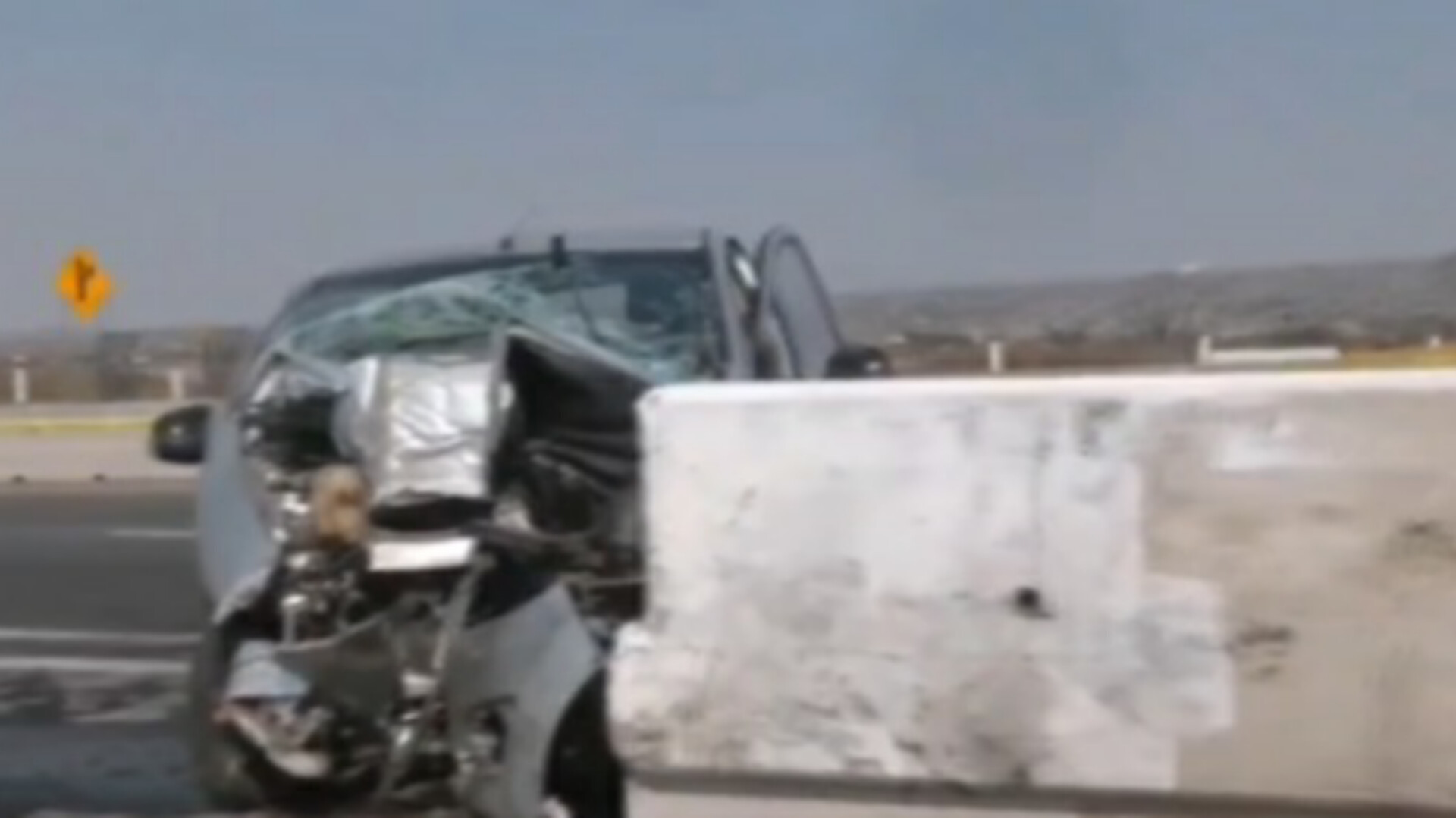 Muere conductora en choque en el Circuito Exterior Mexiquense. Foto: Captura de pantalla 