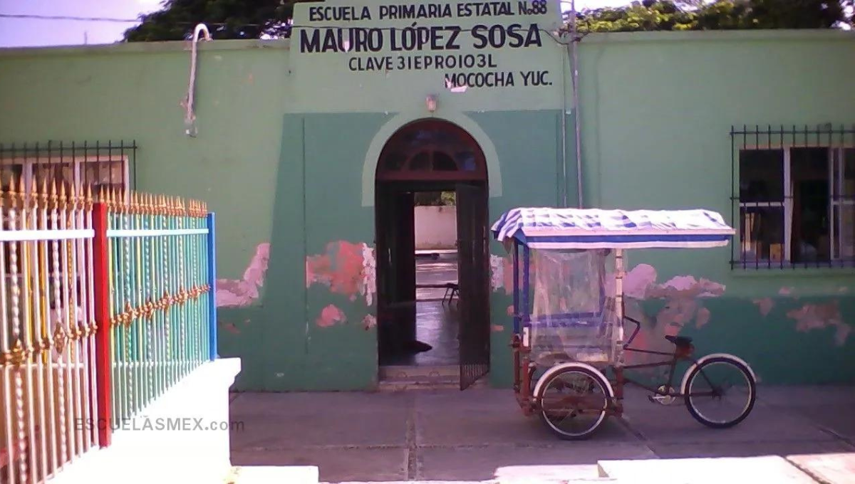 Escuela Mauro López en Mocochá, Yucatán