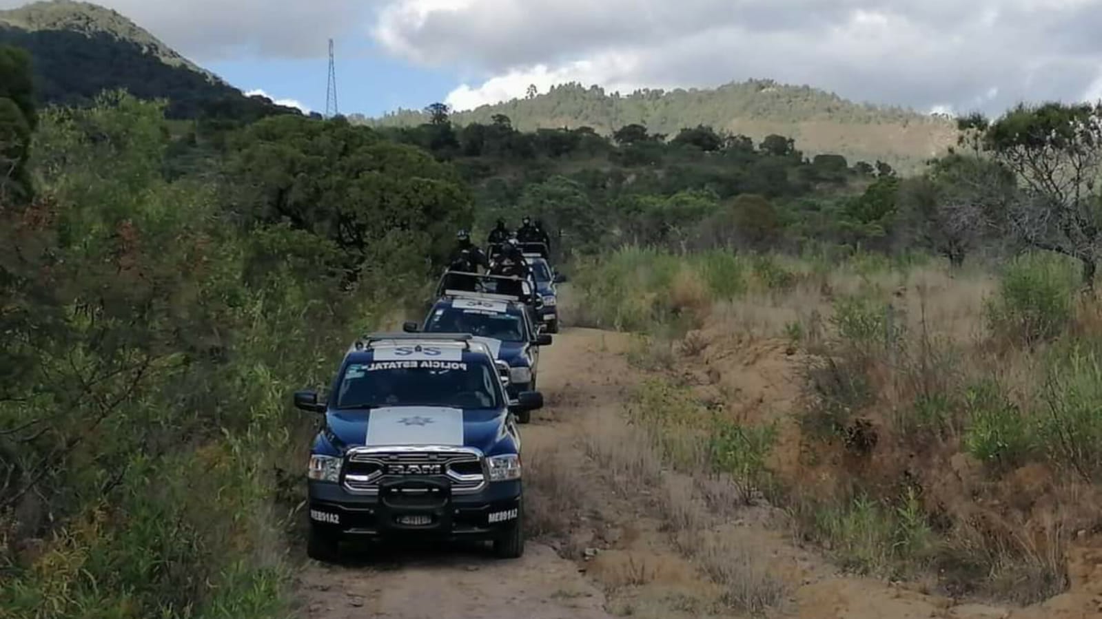 En los operativos realizados por las fuerzas federales, estatales y locales han destruido las bases de vigilancia de la Familia Michoacana. Foto: Sedena