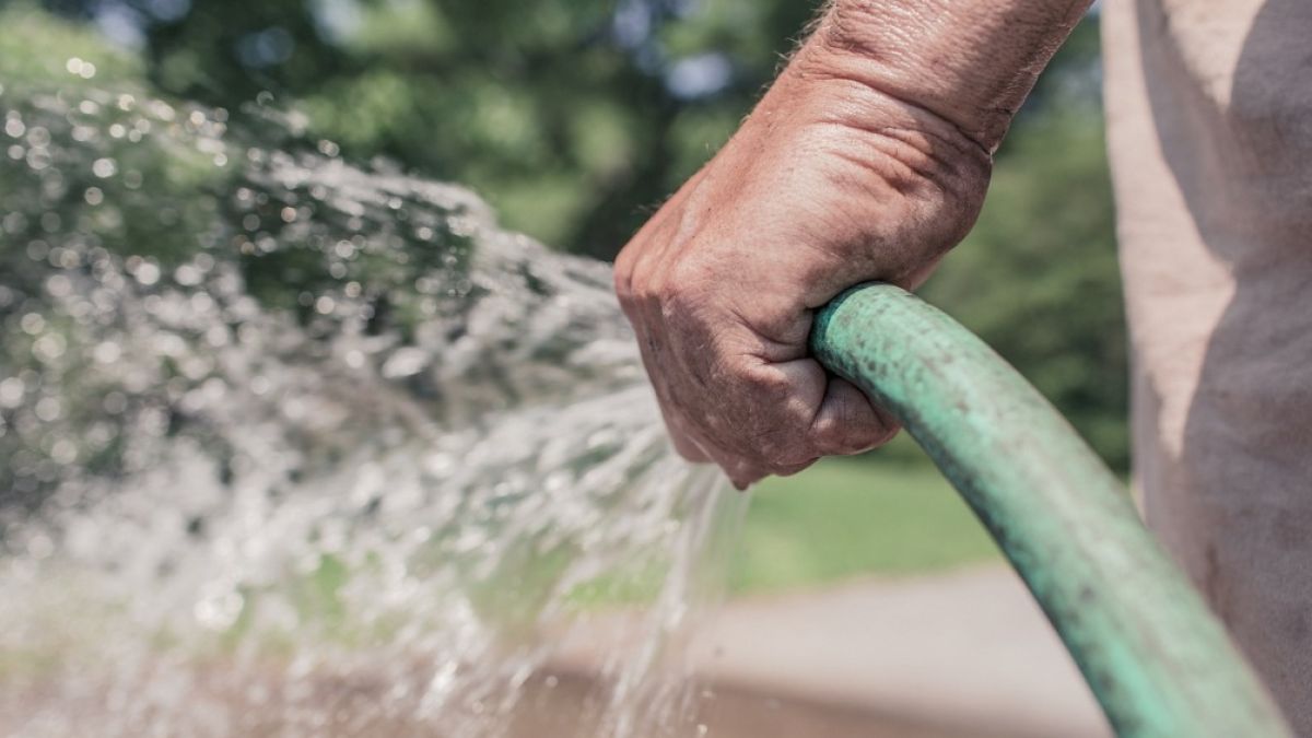 Multas y sanciones para aquellos que desperdicien o utilicen indebidamente el agua en Atizapán. Foto: Especial