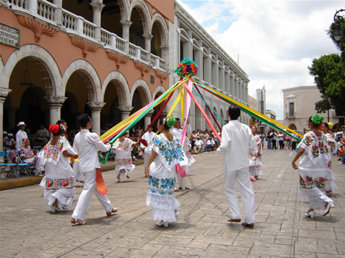 bailes Mérida en Domingo