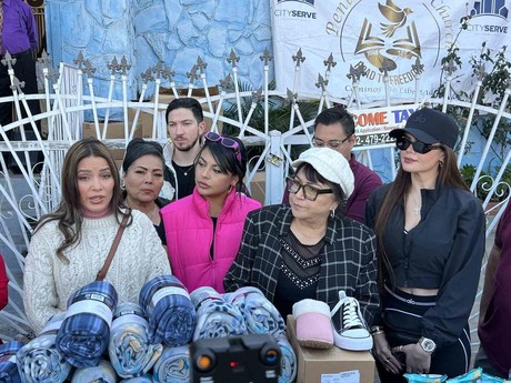 Doña Rosa Rivera y Adriana Fonseca se unen a favor de los damnificados en incendios de LA | VIDEO