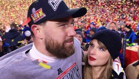 El beso viral de Taylor Swift y Travis Kelce, en el triunfo Kansas City