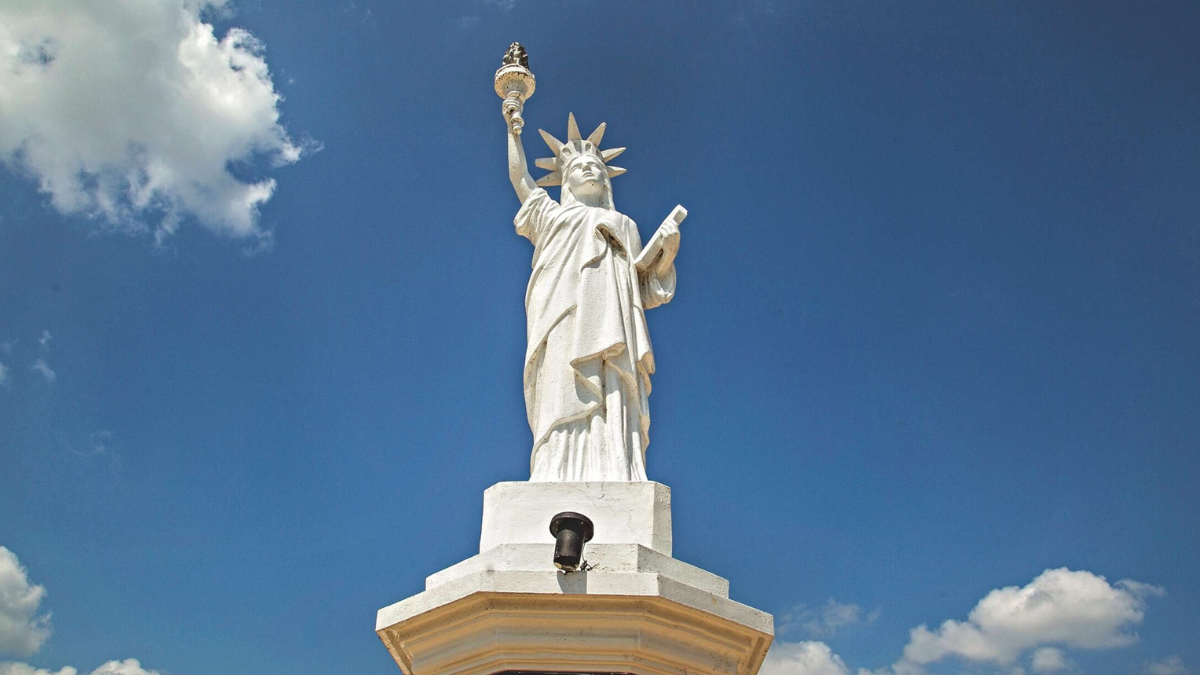 La Estatua de la Libertad en Palizada fue instalada en 1949 Foto: Pueblo Mágicos de México