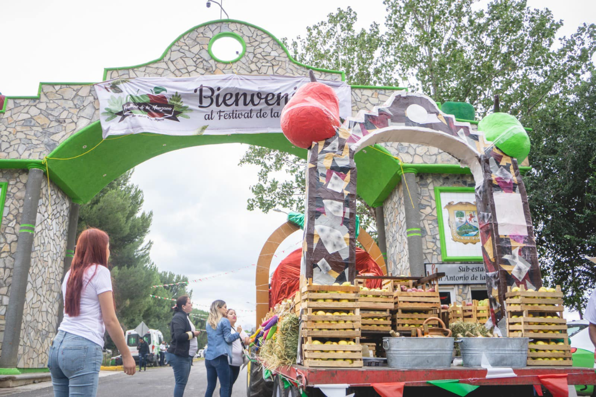 Este evento ha crecido significativamente, convirtiéndose en un atractivo turístico que impulsa la economía local./Foto: Festival de la Manzana