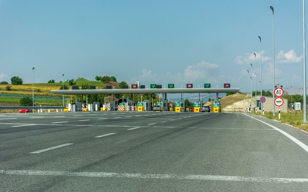 En Edomex, una de las autopistas más caras es el Circuito Exterior Mexiquense. Foto: Canva