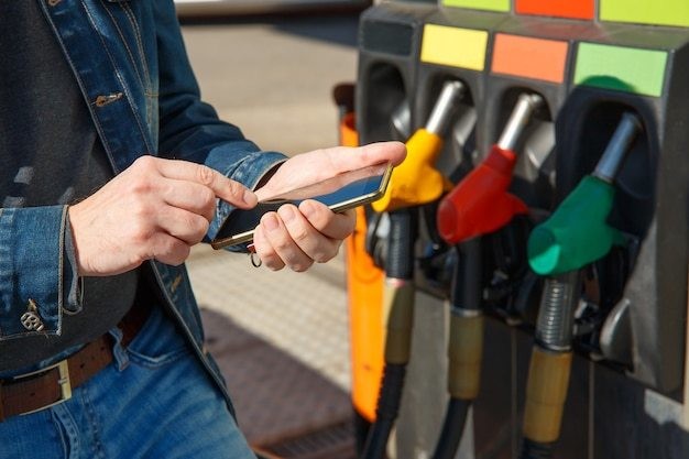 La gasolina en la entidad mexiquense se encuentra por debajo del promedio nacional. Imagen: Freepik