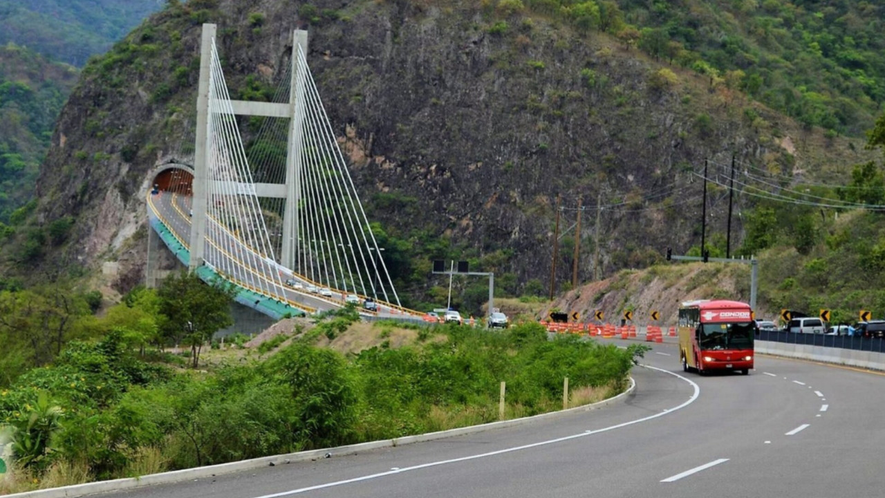 Algunos consejos para mejorar tu experiencia en la supercarretera Durango - Mazatl´n. Foto: Cortesía Luis Ríos