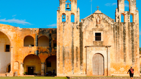 El pueblo mágico de Yucatán donde está el cenote más pequeño del mundo