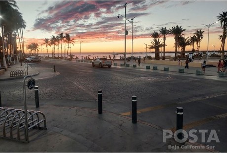 Ayuntamiento de La Paz colocará un bebero de agua gratis en el Malecón de La Paz