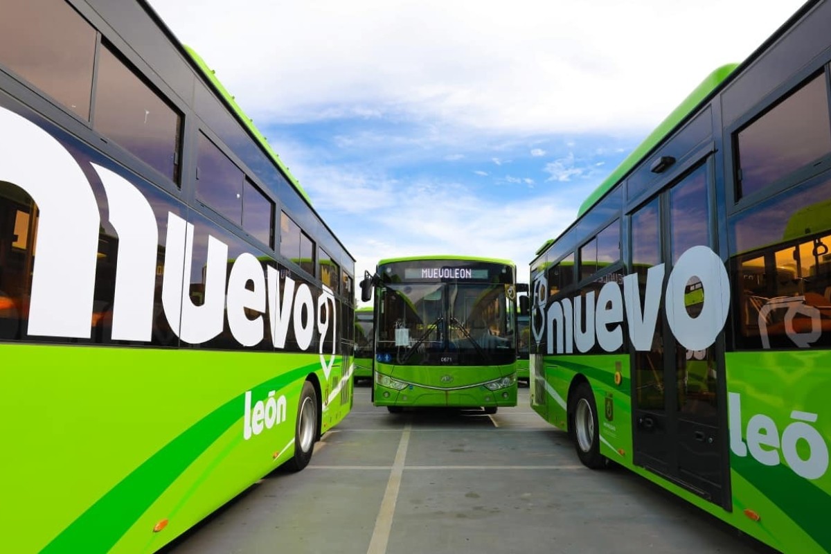 Camiones Muevoleón. Foto: Gobierno de Nuevo León