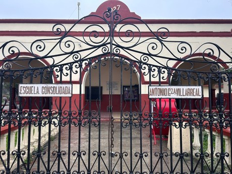 ¡No fue nadie! El ausentismo por el Frente Frío se hace sentir en escuelas de Apodaca