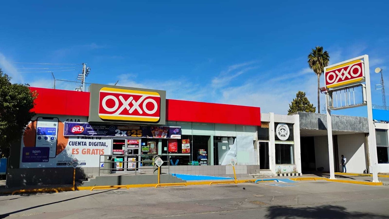 Estos son los pagos que puedes realizar en las cajas de las tiendas OXXO. Foto: Lorena Ríos.