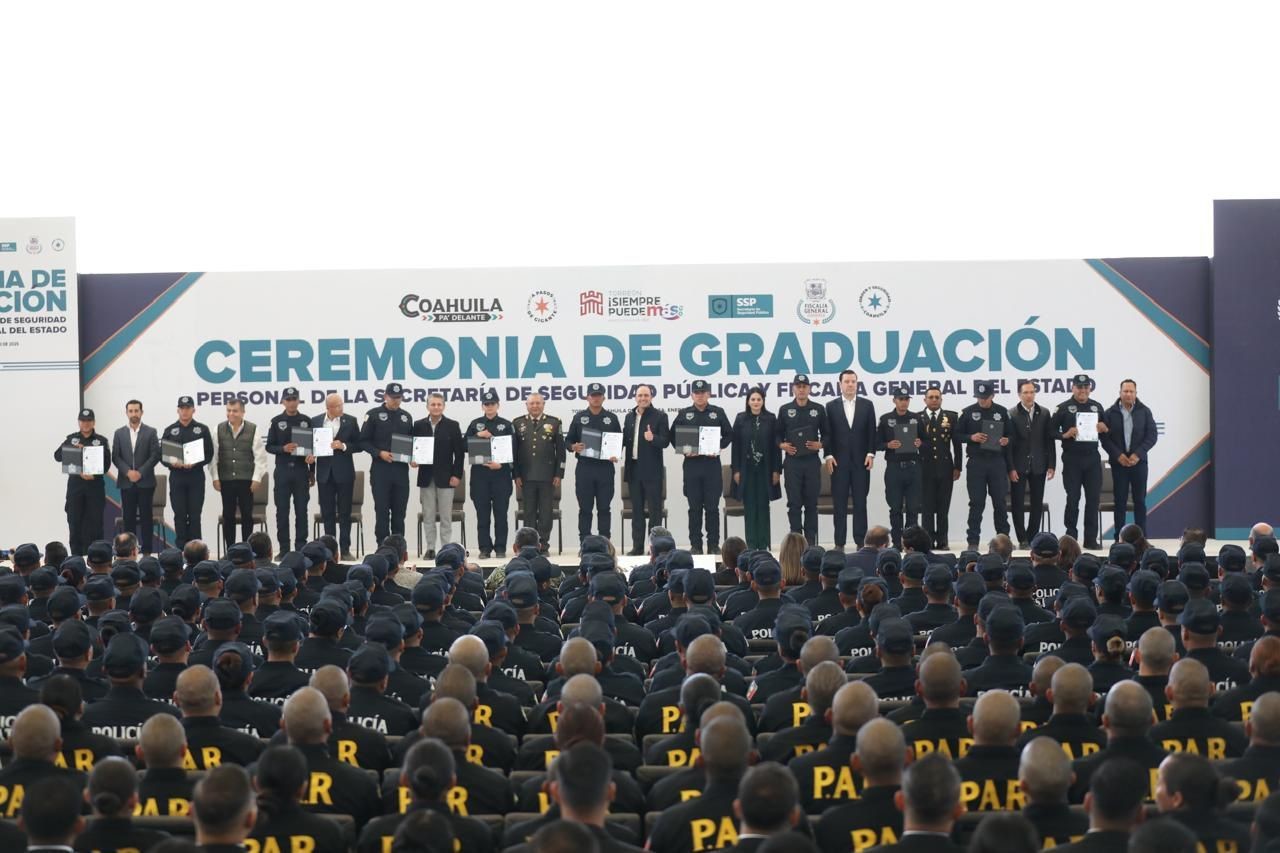 La ceremonia de graduación se llevó a cabo en Torreón. (Fotografía: Gobierno de Coahuila)