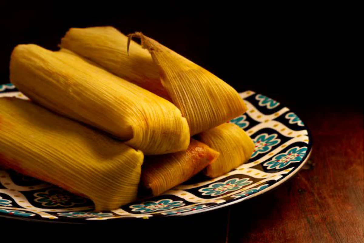 Tras celebrar el Día de Reyes con la tradicional rosca, el festejo continúa con el Día de la Candelaria y los tamales. Foto: Freepik