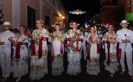 La Alborada marca el inicio de los festejos por los 483 años de la fundación de Mérida